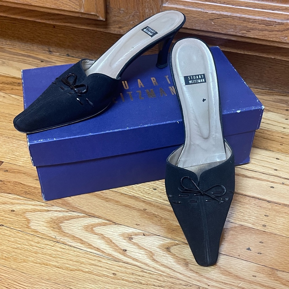 Stuart Weitzman vintage Black Mules Kitten Heel slip on with Bow Detail size 8